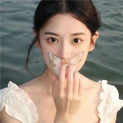 龙月